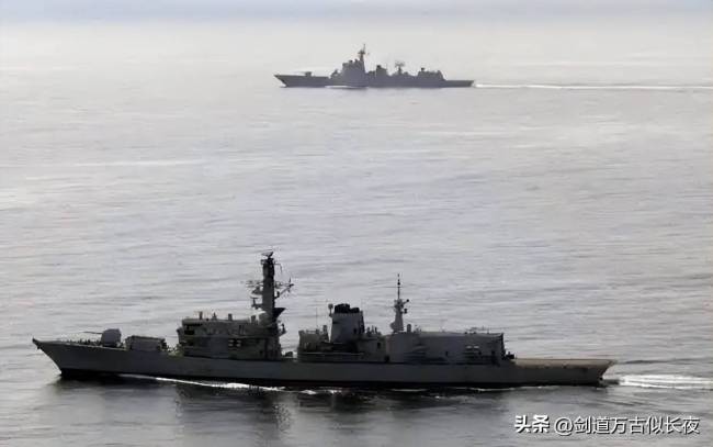 中国战机模拟打击英国军舰有何意味 实战警告显现